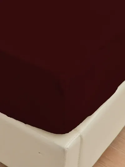 버건디 대나무 침대 시트 - 모던한 침실을 위한 쿨링 컴포트